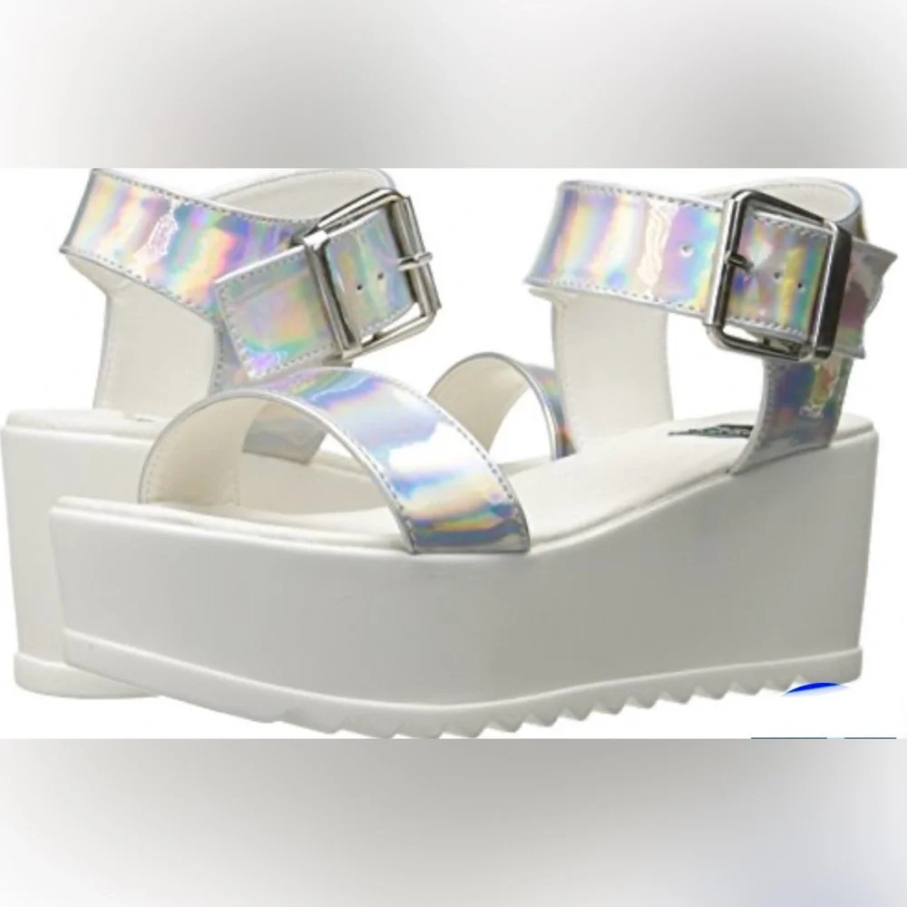 N.Y.L.A. Chunky sandals Platform Sandals silver holographic retro strappy shoe